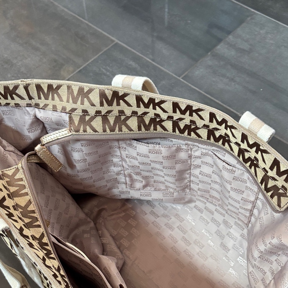 Michael Kors Tan and Cream Logo Tote - Picture 8 of 17